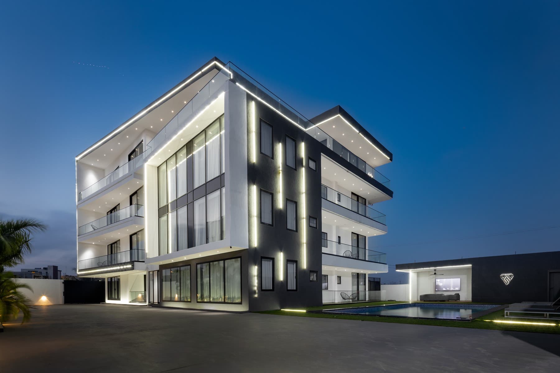 VVS Pent House